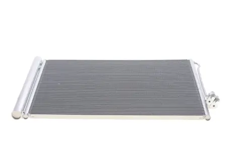 Радіатор кондиціонера BMW X5 (E70/F15/F85)/X6 E71/E72/(F16/F86/) 2.0D-4.8 06-19 M57/N52//N55/N57 Van Wezel 06005377