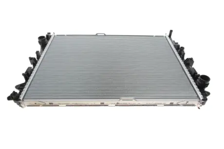 Радіатор охолодження MB E-class (W213)/S-class (W222)/Vito (W447) 16- OM642/OM654/M274 Vika 19602901