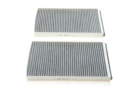 Фільтр салону BMW 5 (E60/E61)/6 (E63/E64) 2.0-5.0 01-10 (вугільний) WIX FILTERS WP6977
