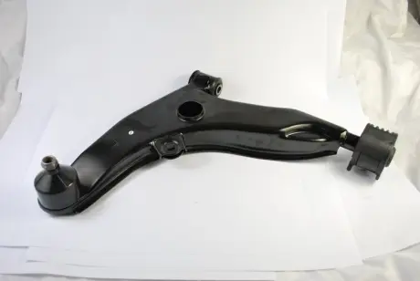 Коромисло підвіски колеса, переднє YAMATO J35006YMT
